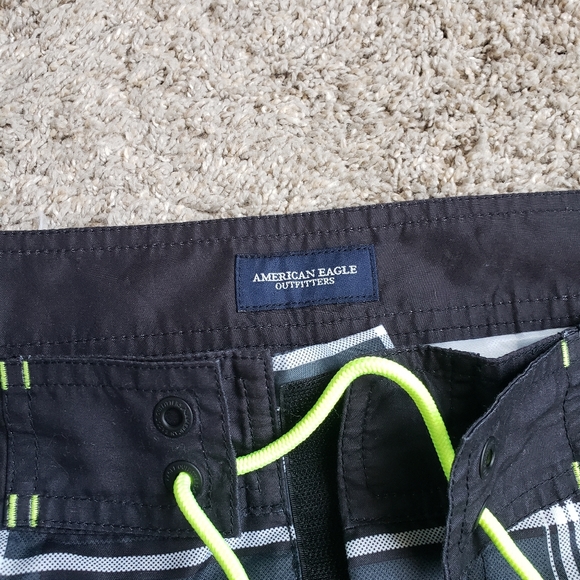 American Eagle Board Shorts Swim Trunks - Picture 2 of 4